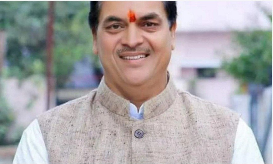 प्रेमचंद अग्रवाल के विवादित बयान पर भाजपा ने तलब किया, प्रदेश मुख्यालय में दी सफाई